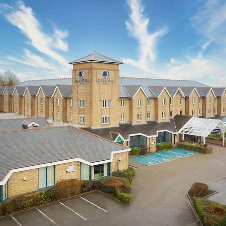 Doubletree By Hilton London Elstree 호텔 보어햄우드 외부 사진