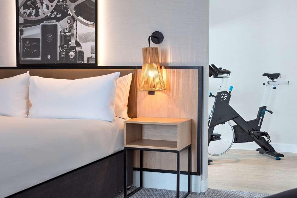 Doubletree By Hilton London Elstree 호텔 보어햄우드 객실 사진