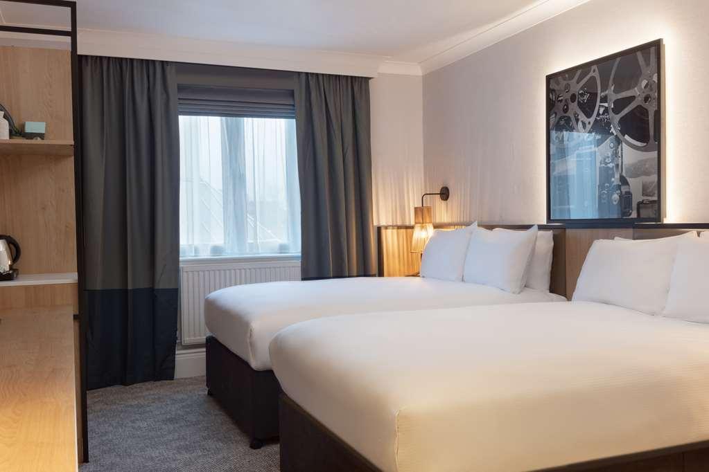Doubletree By Hilton London Elstree 호텔 보어햄우드 객실 사진