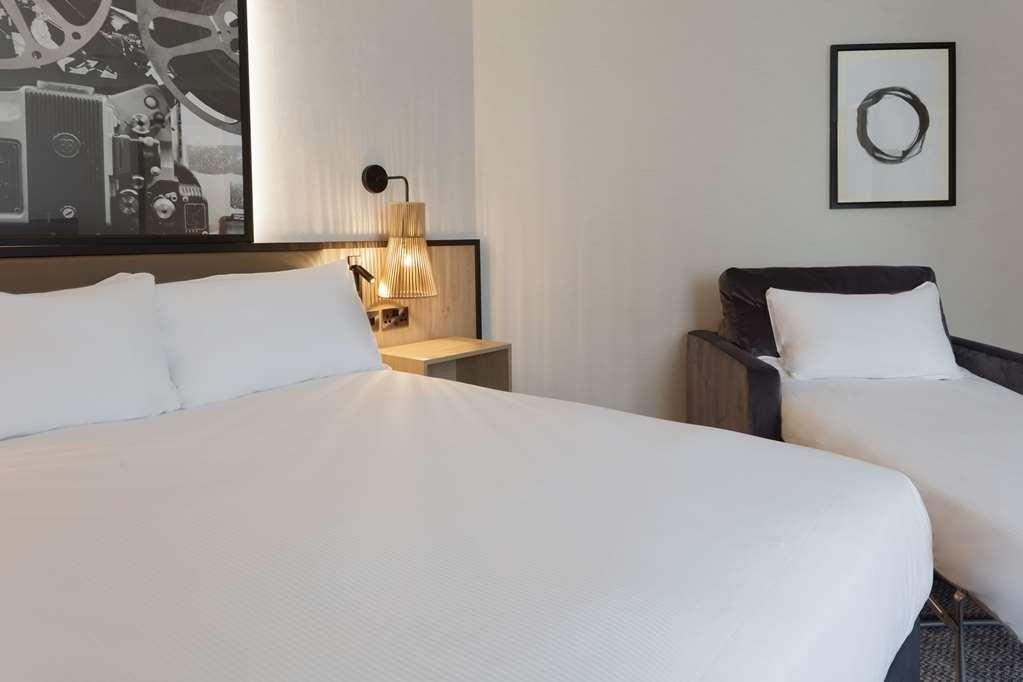Doubletree By Hilton London Elstree 호텔 보어햄우드 객실 사진